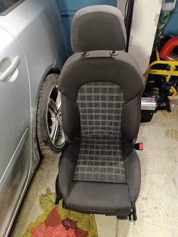 s-line sedacky audi A5 - 3