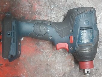 Razovy utahovak a utahovacka - 3