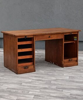 Stôl písací starožitný roletový. - 3