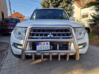 Mitsubishi Pajero 3.2D-ID LWB 4x4 190k A/T 7-Miest. (diesel) - 3