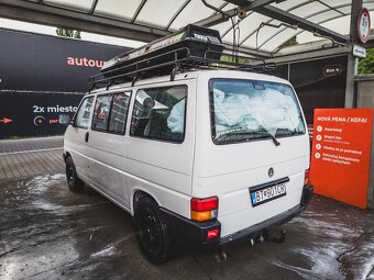 Predám VW Caravelle T4 2.4d syncro 57kw 4x4 - 3