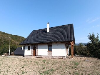 Na predaj chata novostavba pri Novej Bani - 3