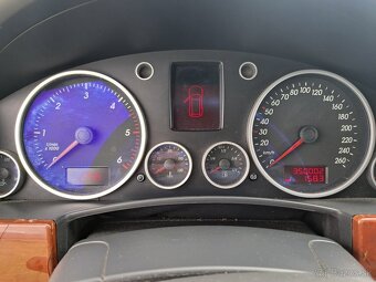 Volkswagen Touareq 2.5 tdi - 3