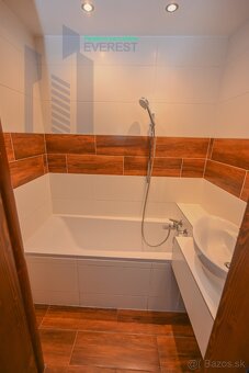 2-izbový byt, Centrum - Sp. Nová Ves, Výťah v bytovom dome. - 3