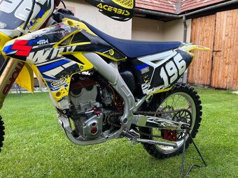CROSS SUZUKI RM-Z250 - 3