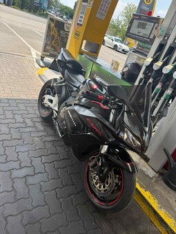 Honda CBR1000RR - 3