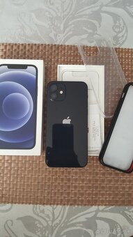 Predám iPhone 12 Black - 3