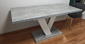 Rozkladací jedálenský stôl - 3