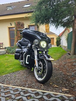 Predám Harley-Davidson Electra glide 107 limited - 3