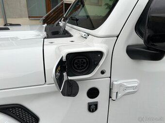 Jeep Wrangler UNLIMITED BRUTE 2,0 PHEV 4XE, DPH - 3