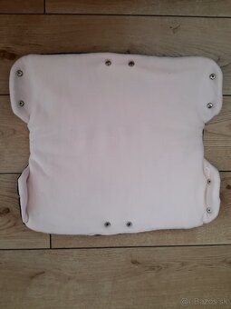 Čierny rukávnik na kočík - 3