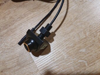 Cúvacia/parkovacia kamera - 3