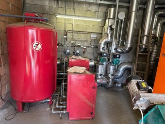 tlakova nadoba 1000l - 3