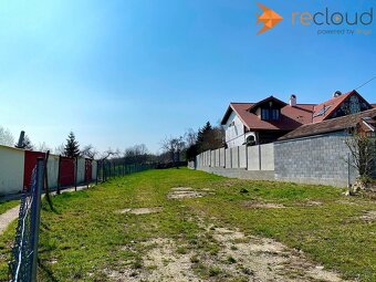 Slnečný pozemok pod hradom Červený Kameň, Častá - 3