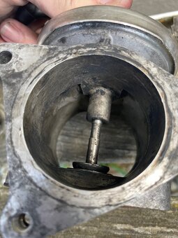 Egr ventil 1.9 tdi 77kw - 3