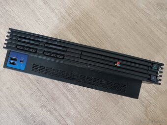 Predám PS2 - 3