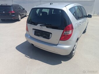 Predám Mercedes Benz A trieda 160i automat - 3