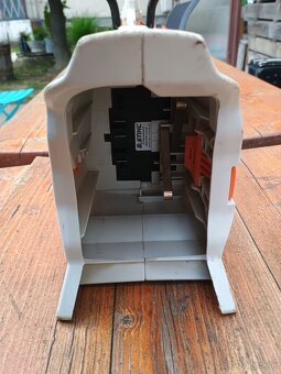 Akumulátorový vyžínač STIHL FSA 57 +2X AKUMULATOR A NABIJAČK - 3
