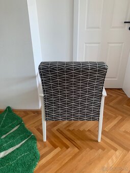 Tonet kresla prečalúnené natreté - 3