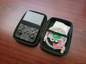Retro Gaming Handheld Herna Konzola - R36S - 3