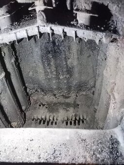 Liatinový kotol  U-26  5 člankovy. - 3