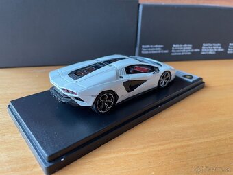 1:43 Looksmart Lamborghini Countach LPI 800-4 - 3