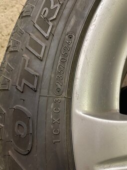 Toyo open country at2 255/70 r18 90% - 3