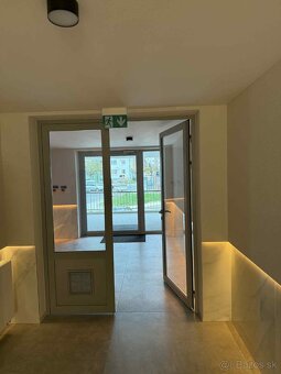 Prenájom nový 1-izbový zariadený byt - 3