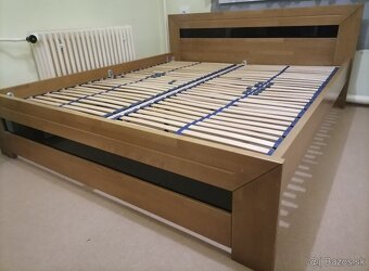 Masívna dubová posteľ 180x200 s roštami - 3