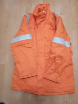 Predám zateplené pracovne nohavice a zatepleny kabat - 3