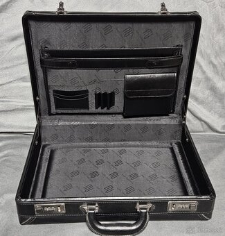 Diplomaticky kufrík - 3