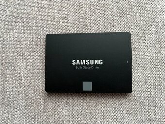 2,5" SSD Samsung / Kingspec / Intenso 500GB - 3