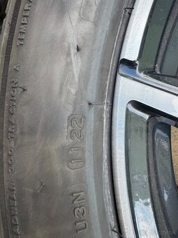 Bridgestone Alenza 245/50 R19 - 3