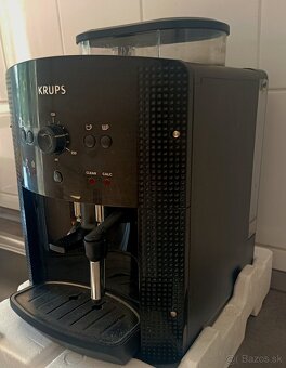 Predám kávovar KRUPS EA8108 - 3