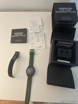 omega x swatch snoopy black moonswatch - 3