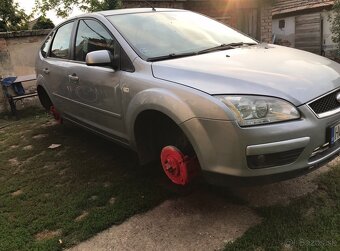 Ford Focus Nahradne diely v celku - 3