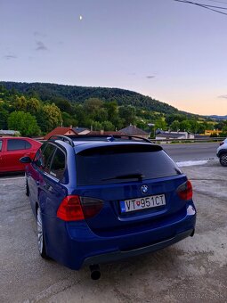 Predám BMW 330xd e91manual - 3