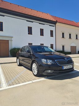Škoda Superb 2.0 TDI CR 4x4 170k Elegance DSG - 3