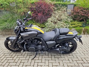 YAMAHA Vmax 1700 60th Anniversary, 50km za Ostravou - 3