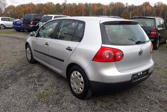 náhradné diely na: Vw Golf V 1.9 Tdi, 2.0 Tdi, 1.6 16V, - 3