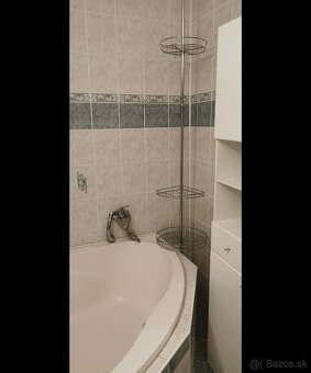 Predám 3 izbový byt Lipník aj s garážou hneď pri činžiaku - 3