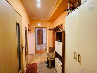 Na prenájom: 2 izbový byts balkónom Brezno, voľný od 02.06. - 3