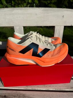 Bezecke tenisky New Balance Rebel - 3