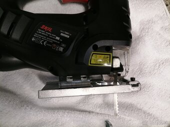 El. Priamočiara píla,, SKILL 1061AA,, 800W,-40€ - 3