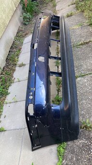 Predám predný nárazník BMW E38 - 3
