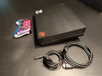 Xbox one x - 3