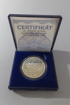 Strieborná medaila 20. výročie vstupu do EU - 3