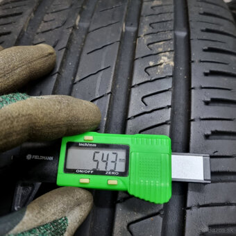 Letné pneumatiky 235/50 R18 BARUM - 3