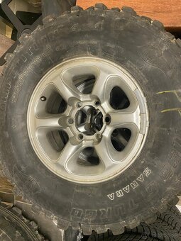 Predám Offroad pneumatiky 265 70 R15 - 3