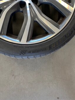 Elektróny R19 225/45 R19 mischelin - 3